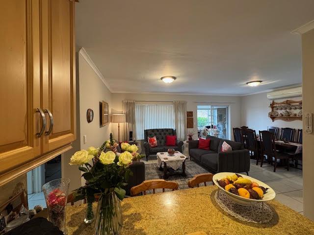 2 Bedroom Property for Sale in Sonstraal Western Cape